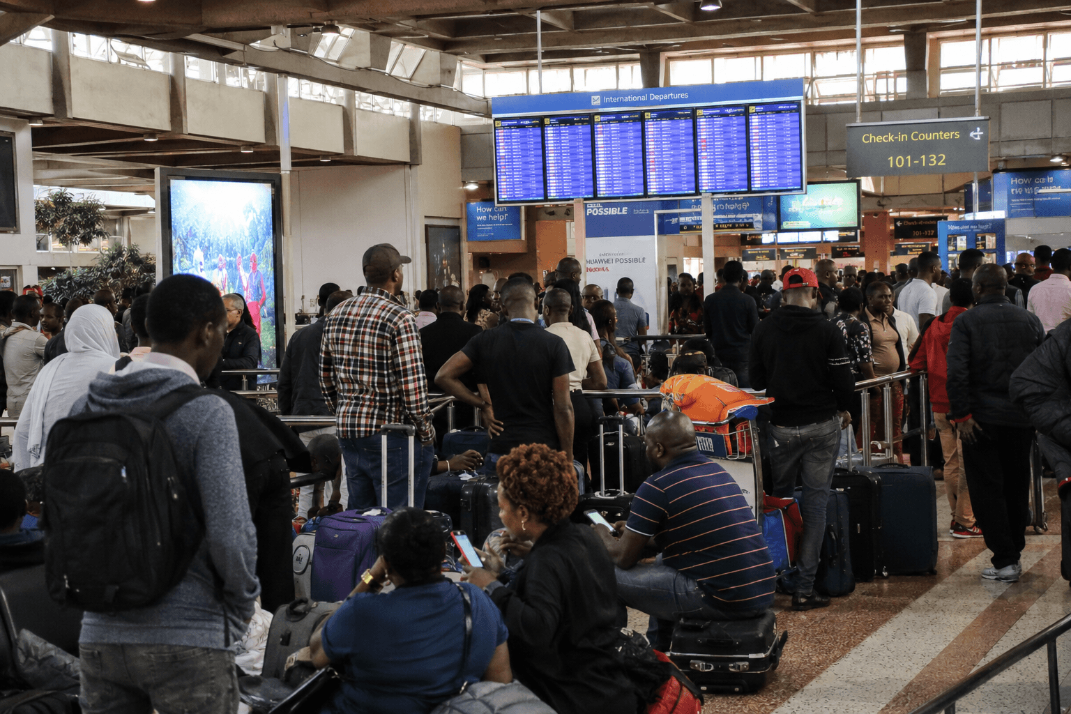Usumbufu wa Ndege JKIA Unaendelea Kadiri Mgomo wa Wafanyakazi wa Anga Unapiga Siku ya Pili